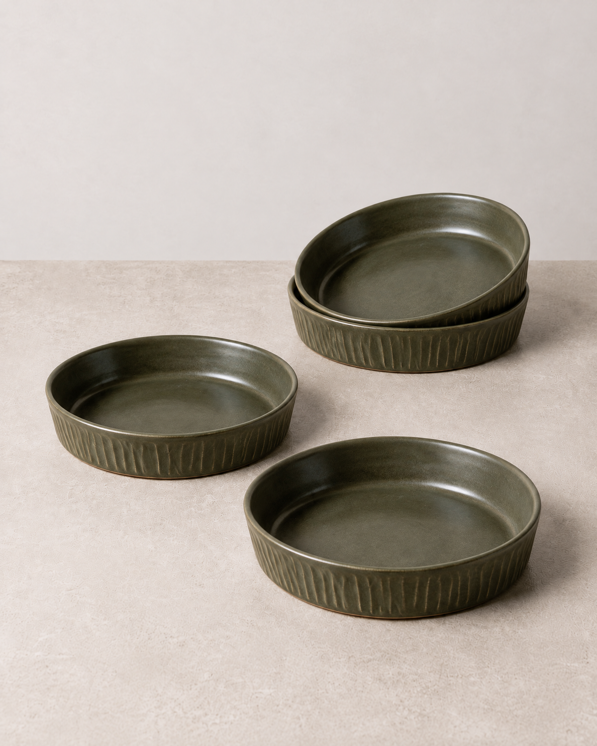 Deep Olive Rimmed Plate Set